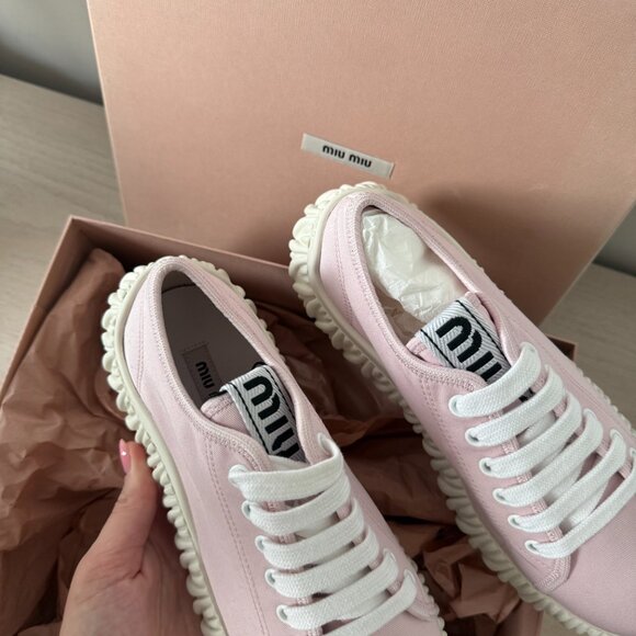 NWT Miu Miu Chunky Low Top Sneakers Gabardine Pink Lace Up White Rubber Soles - Picture 5 of 10